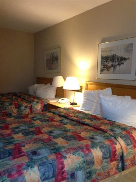 airport motor inn updated august  hwy peninsula  marathon