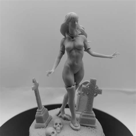 Sexy Vampire Resin Female Adult Miniature Unpainted Model Nude Figure Scale Etsy
