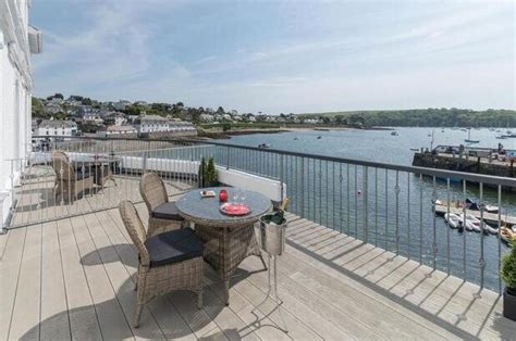 The Ship And Castle Hotel Hotels In St Mawes Myhotelbreak