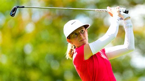 Speedgolf Embraced By Women S Mid Amateur Duo