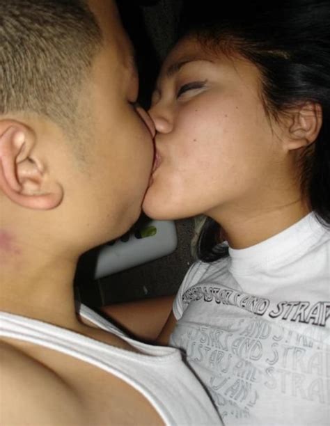 Asian Naked Pose Sucking Cock Mobile Homemade Porn Sharing