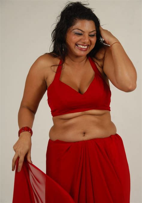 Swathi Varma Hot Saree Stills Photos Funrahi