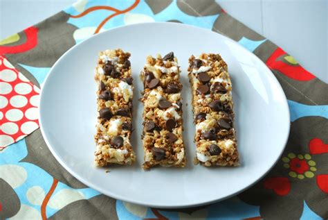 Chewy Smores Granola Bars