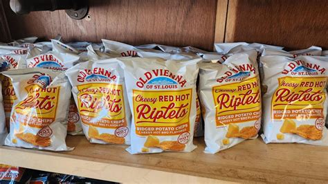 Old Vienna S Cheesy Red Hot Riplets Are The Superior BBQ Chip