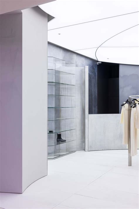 YinjiSpace - Studio Unravel x Insilence Hyundai Department Store