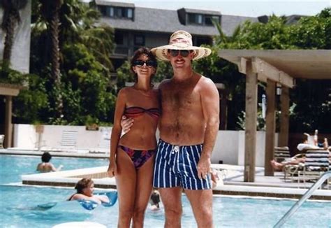 9 Hot Sexy Grace McGuire Bikini Pics