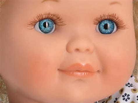 LAMAGIK Puppe BETTY Blonde Locken