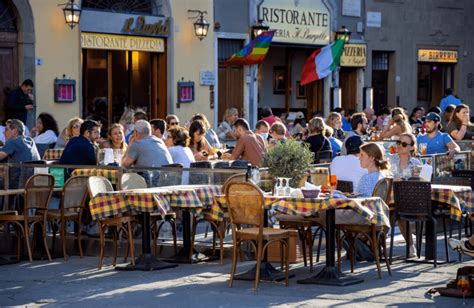 W Ochy Uciekli Z Restauracji Bez P Acenia Wpadli Bo Zostawili Co