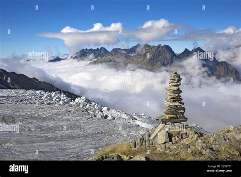 France Haute Savoie Chamonix The Head Of The Tour Glacier Located On