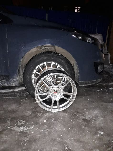 «Рояльный лак» — KIA Ceed (3G), 1,6 л, 2019 года | наблюдение | DRIVE2