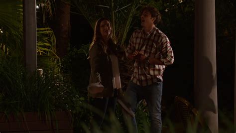 Auscaps Chris Milligan Nude In Neighbours Episode