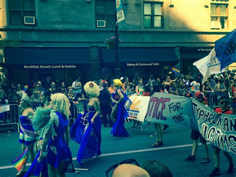 Marcha Del Orgullo Gay En Nueva York
