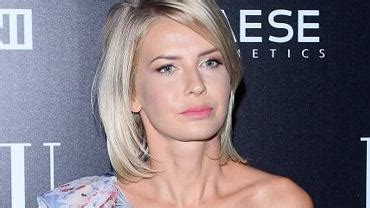 Edyta Pazura Pozuje W Bikini Idealnie Przemy Lana Poza Nic Z Tego Ona Cezarego Pazury Posz A