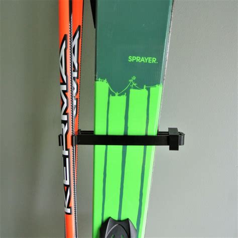 3D Printable Ski clamp by Corentin Paquet