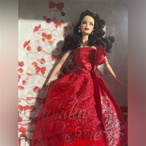 Barbie Toys 22 Holiday Barbie Collector Doll Brown Black Brunette Hair Red Dress W3538 New