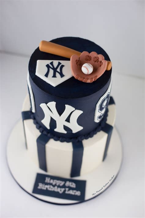 New York Yankees Inspired Cake Yankee Cake Baseball Birthday Cakes