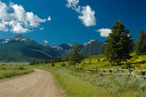 mikes  fishin  centennial valley arrival