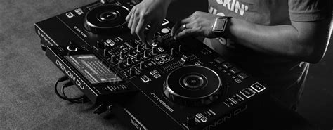 Denon DJ SC LIVE 2 Standalone DJ System