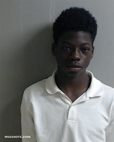 Woods Laydron Markeyvius 11 01 2022 Escambia County Mugshots Zone