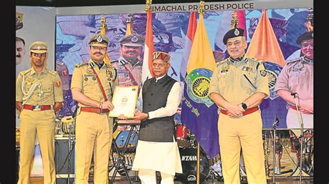 300 Himachal Cops Get Dgp Disc Awards Hindustan Times