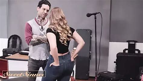 Pawg Blonde Aj Applegate Loves Dilf Sweet Sinner American Big Tits Porn Xhamster