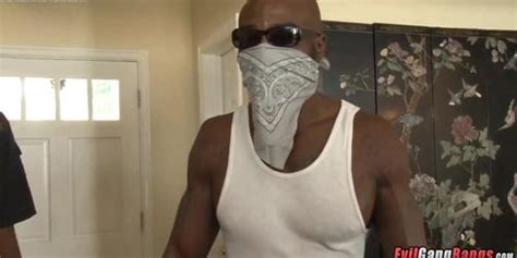 This Milf Ended Up In Gang Territory Tnaflix