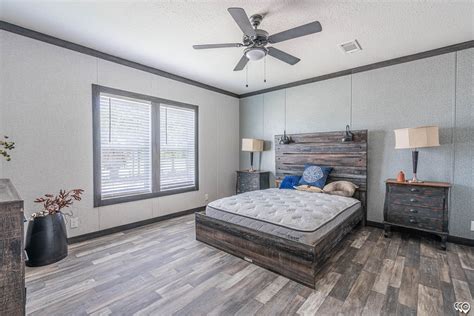 Super Saver The Sheridan Sa28523s By Palm Harbor Homes Palm Harbor