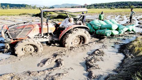 Tractor Stuck In Deep Mud Great Power Of Tractor On Fields Best Power