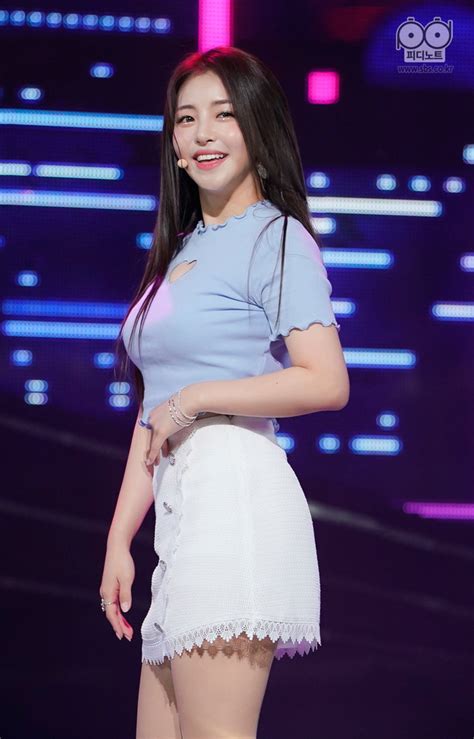 BXH 30 nữ idol hot nhất gây sốc Hiện tượng ngực khủng đè bẹp BLACKPINK Wendy Red Velvet ra