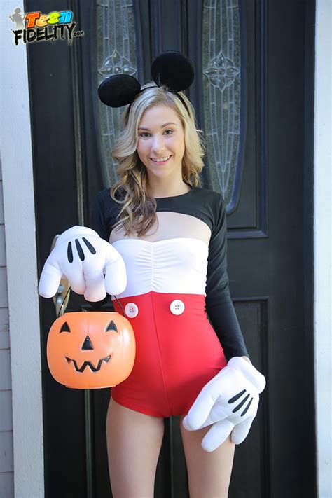 Tysen Rich Gets Fucked Hard After Giving Head Photos Madison Milf Fox