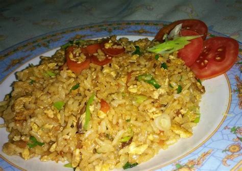 Resep Nasi goreng sosis oleh Atin Nuratikah - Cookpad