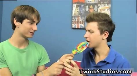 Gay Sex Bikini Movie Nathan Stratus Ordered A Giant Package And It Finally Arrives He