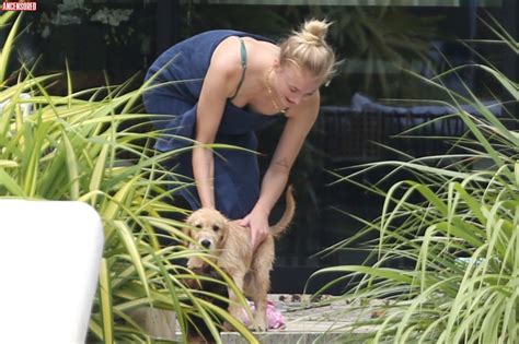Naked Sophie Turner Added By Otwifs
