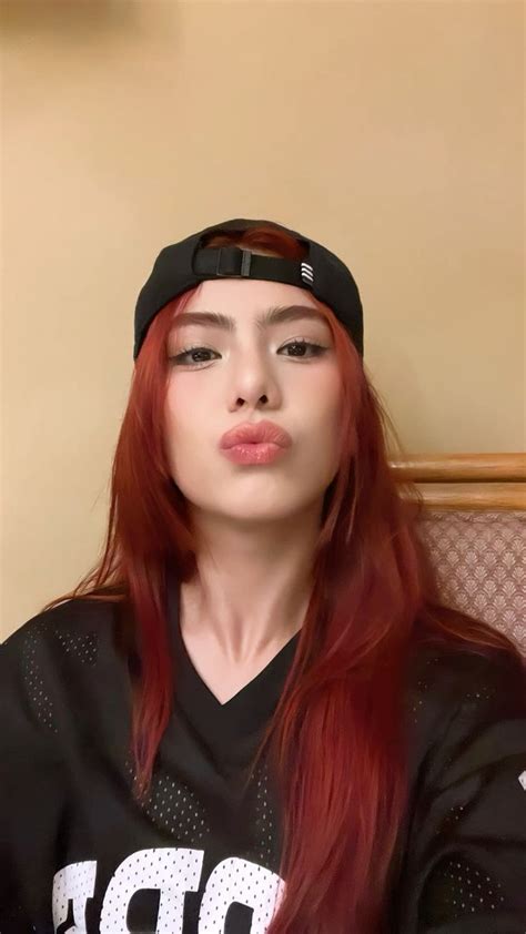 Pin By Biancekemich On Bini Fake Photo Short Hair Red Hair Pretty Brunette