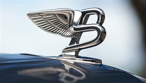 The Most Iconic Hood Ornaments Of All Time Robbreport Malaysia