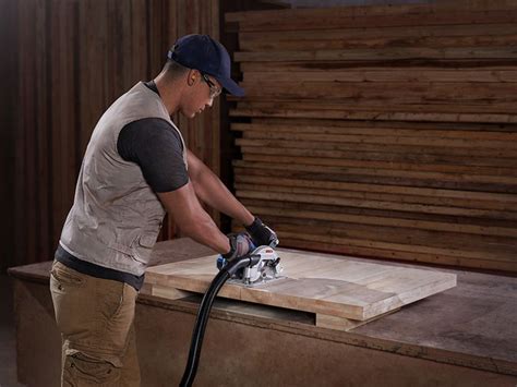 Pila okružní GKS 600 Bosch Professional | UNI HOBBY - rozumíme českým ...