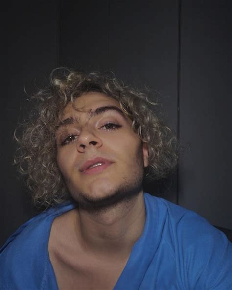 Premium Photo Portrait Of Gay Man At Home