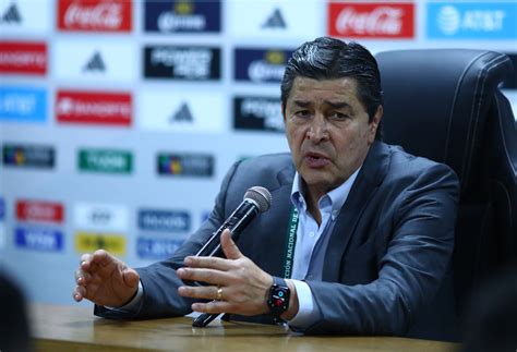 Luis Fernando Tena se mostró autocrítico tras el triunfo de Guatemala