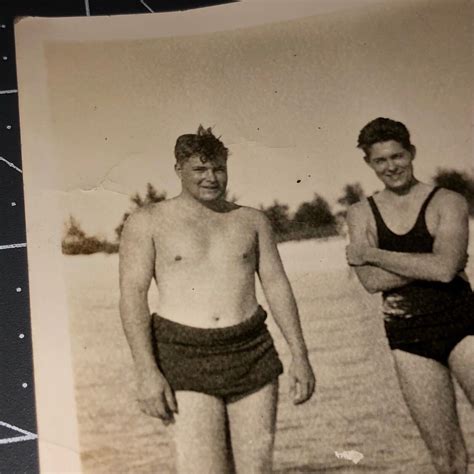 Shirtless Men Swimsuit Beefcake Muscle Man Vintage Gay Int Snapshot Photo