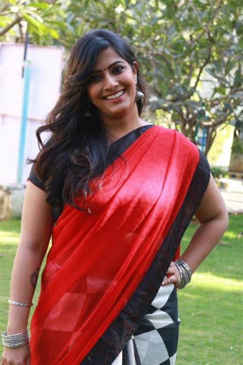 Varalakshmi Sarathkumar Hot Photos Veethi