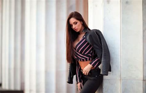 Wallpaper Girl Cleavage Breast Photo Photographer Model Jeans Brunette For Mobile And