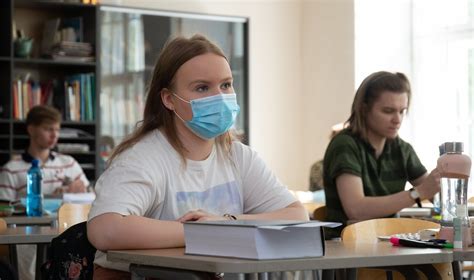Онлайн или за партой: как начнется учебный год в таллиннских школах ...