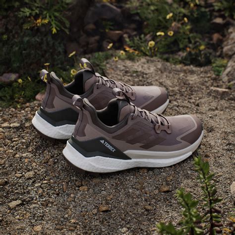 Tenis Adidas De Caminhada - Tênis de Caminhada Terrex Free Hiker 2.0 de Cano Baixo - Marrom adidas ...