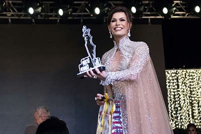 Candidata de Minas Gerais é coroada Miss Brasil Gay