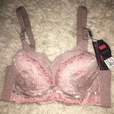 Diskonnih Bustier Bra Push Up Nude Ss Hello Fesyen Wanita Pakaian Wanita Di Carousell