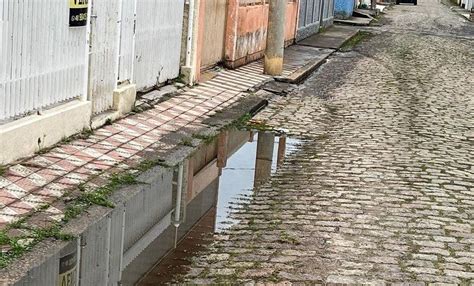 Você Repórter Na Tácito Pinho moradora pede providências Agora Laguna