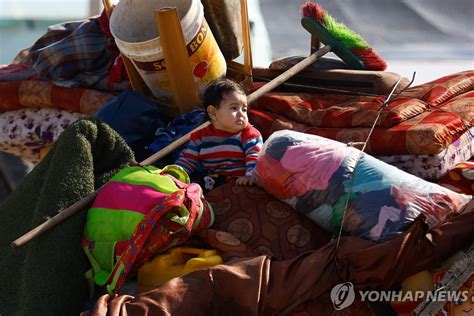 가자지구 교전 격화에 굶주림 속 약탈·강도까지 우려 한국경제