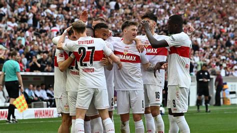 Vfb Stuttgart Feiert Eindrucksvollen Sieg Gegen Fc Bayern M Nchen