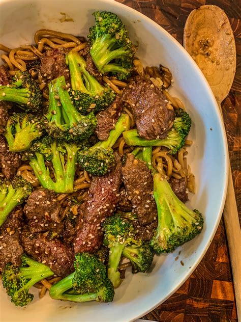 Food experts are arguing over the best way to cook broc 1