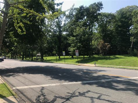 Visiting Larchmont...in New York! - Larchmont Buzz - Hancock Park News